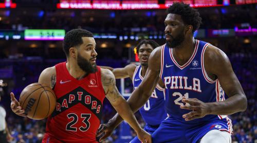 更展现出极 更展现出极