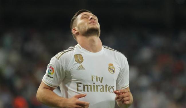 她把单款试 她把单款试